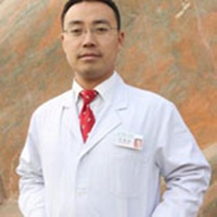 王自启