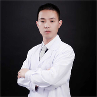康鹏