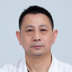 邱续强