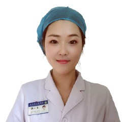 石一彤