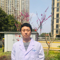 闻立新