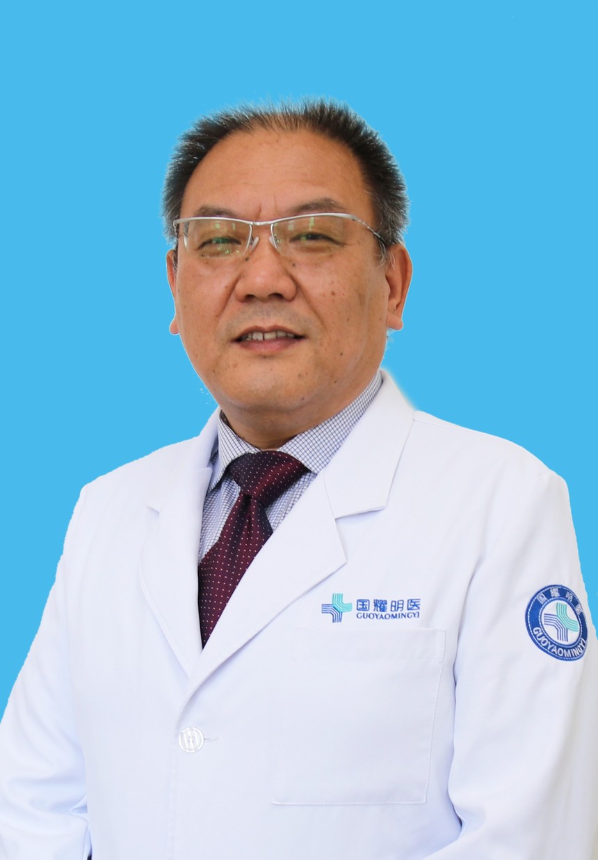 黄质诚