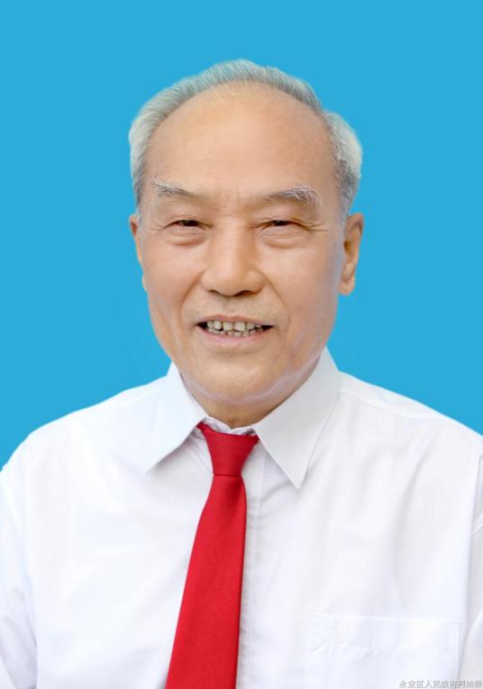 杨春雪