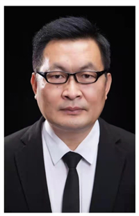 邹春平