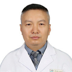 李卓