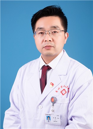 王磊