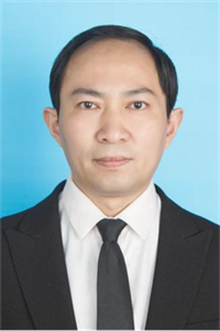 梁国龙