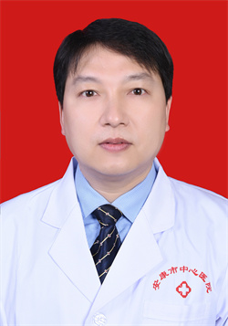 李奎