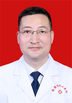李力