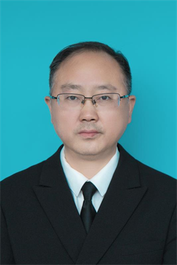 杨荣东