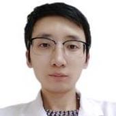 黄启良