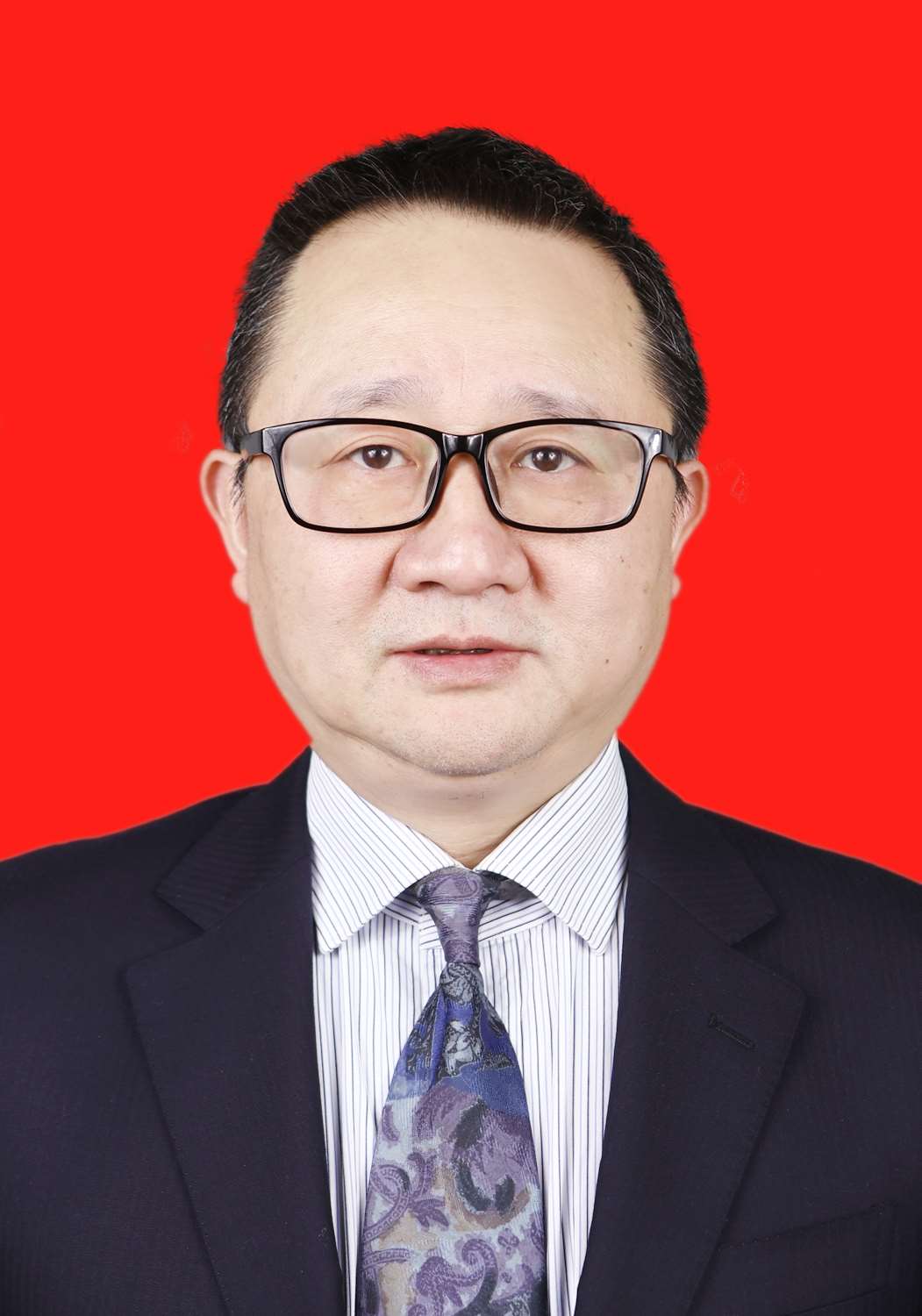 李生伟