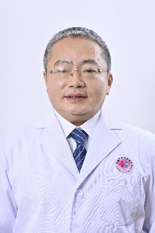李宾
