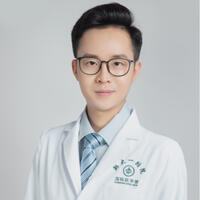 陈阔