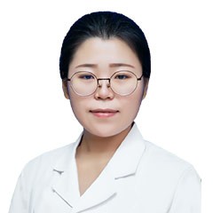 王妍