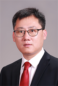 李明