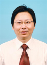 黄炜