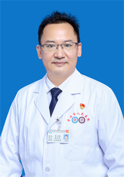 李小鹏