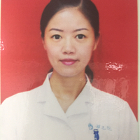 何競