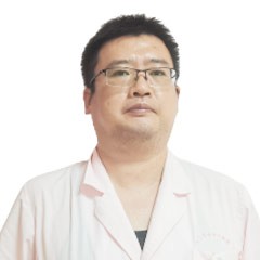 董鸿捌