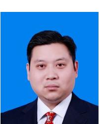 李伟