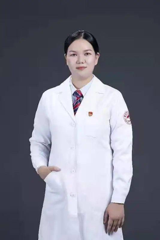 蓝裕英