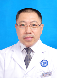 李言君