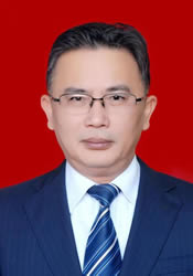 龙博文