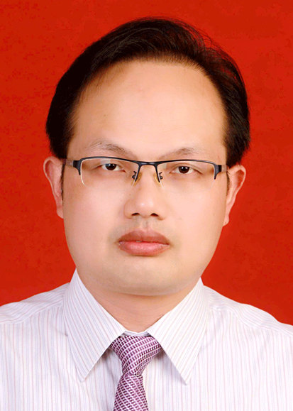 李新明