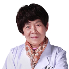 李秋英