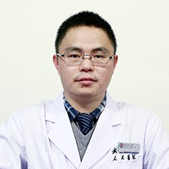 易伟