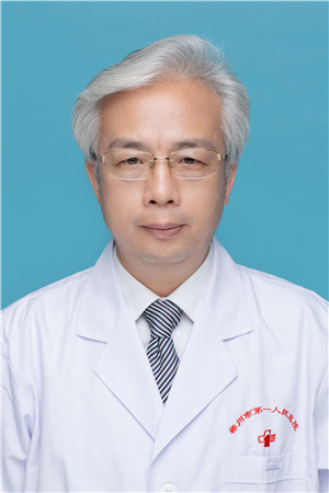何炳文