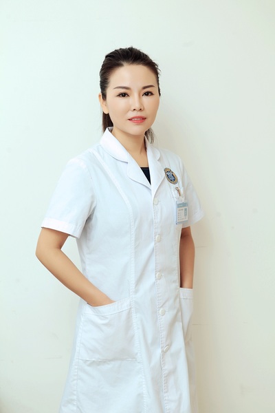 李均