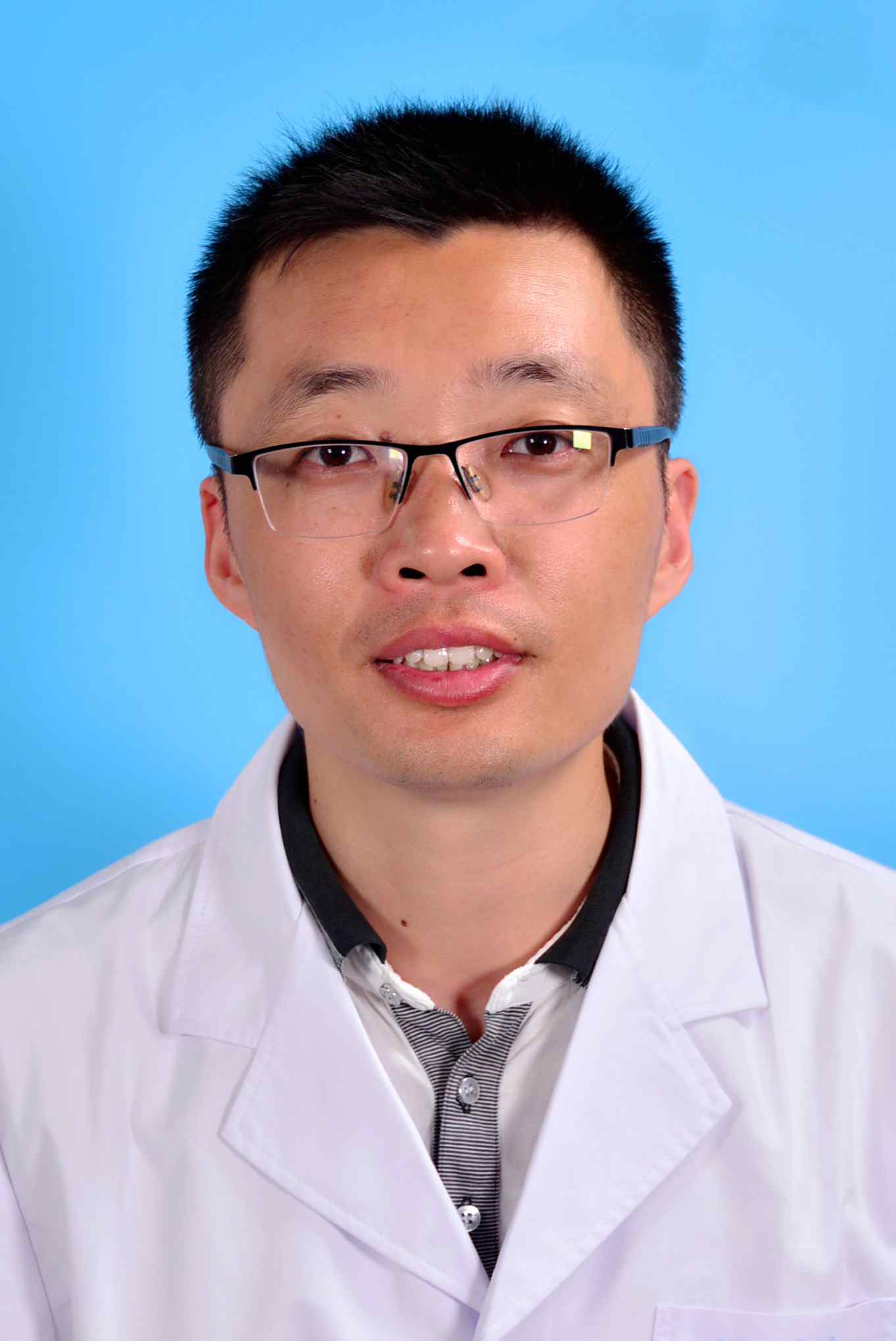王小亮