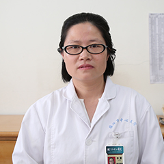 李霞