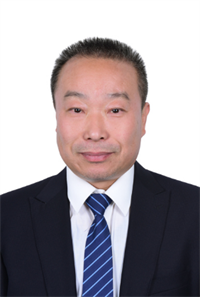 张伟平