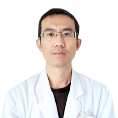 邱勇