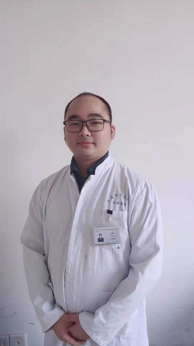 刘鸿宇