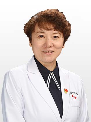 张曼