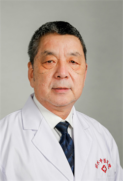 章连成