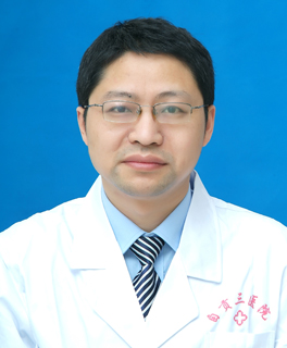 严坤