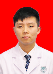 李霄