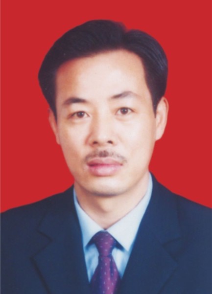 黄宇伦